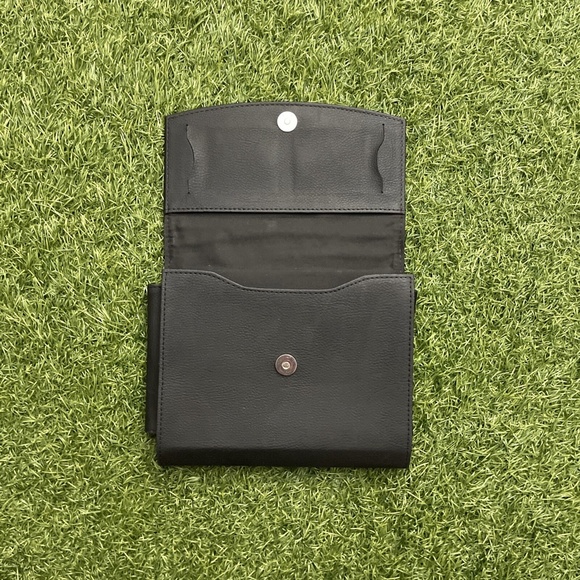 2019 Mercedes-Benz CLA Owners Manual (CLA45 AMG 4MATIC, CLA250 4MATIC 2.0L) - Picture 15 of 15